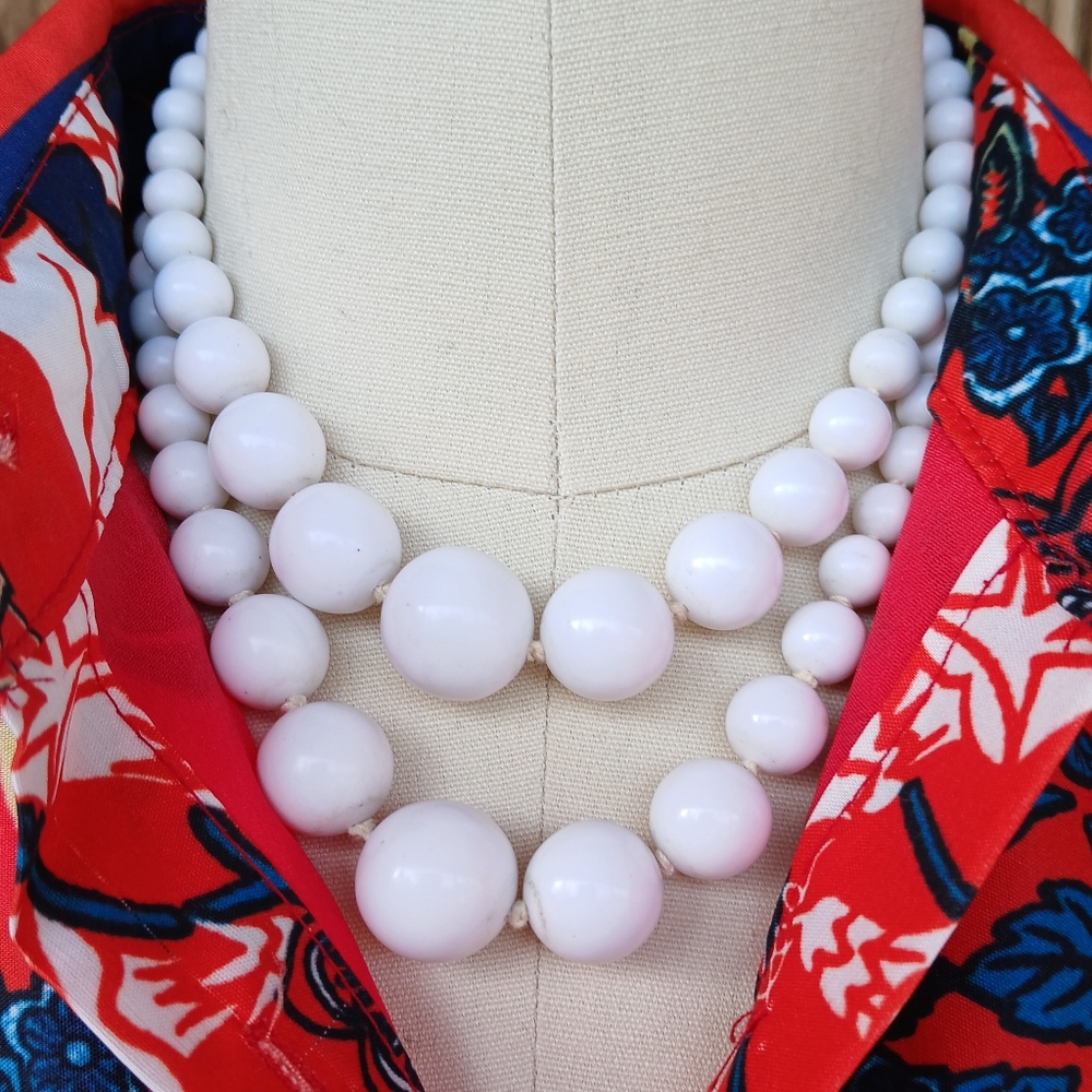 Vintage Double Strand Milk Glass White Beaded Choker Necklace Japan Beads